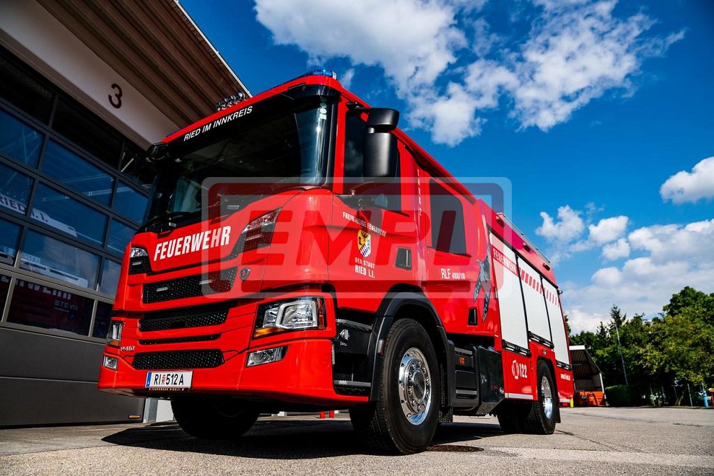 Пожарно-спасательный автомобиль EMPL на шасси Scania